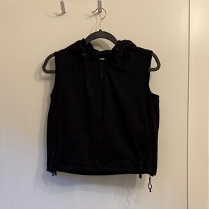 Black Sleeveless Zip-Up Hoodie Vest